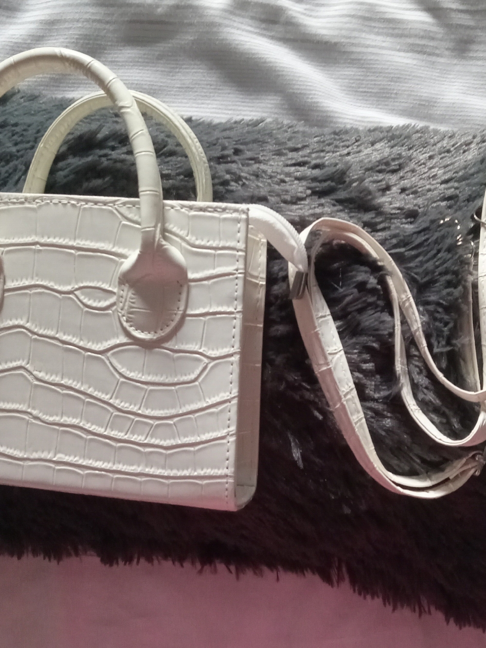 SHEIN White Croc-Embossed Mini Top-Handle Bag